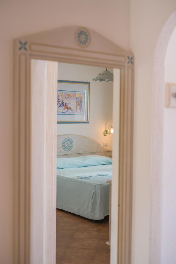 Le Residenze Del Golfo Di Orosei Apart otel Dış mekan fotoğraf