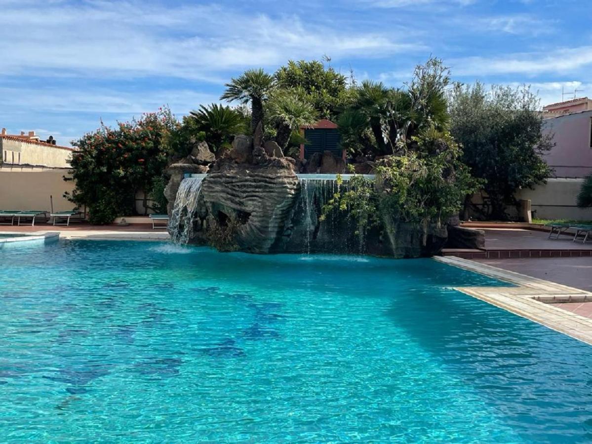 Le Residenze Del Golfo Di Orosei Apart otel Dış mekan fotoğraf