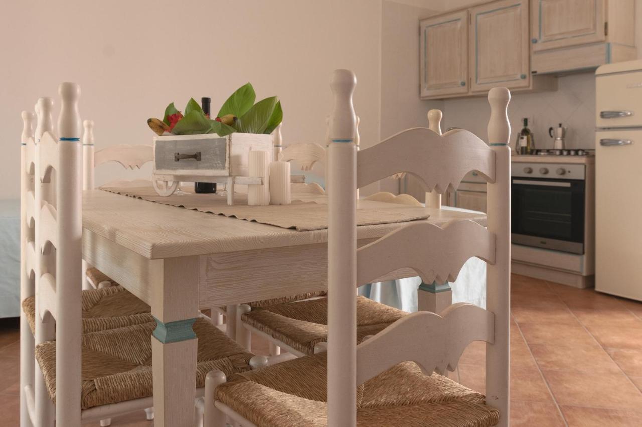 Le Residenze Del Golfo Di Orosei Apart otel Dış mekan fotoğraf