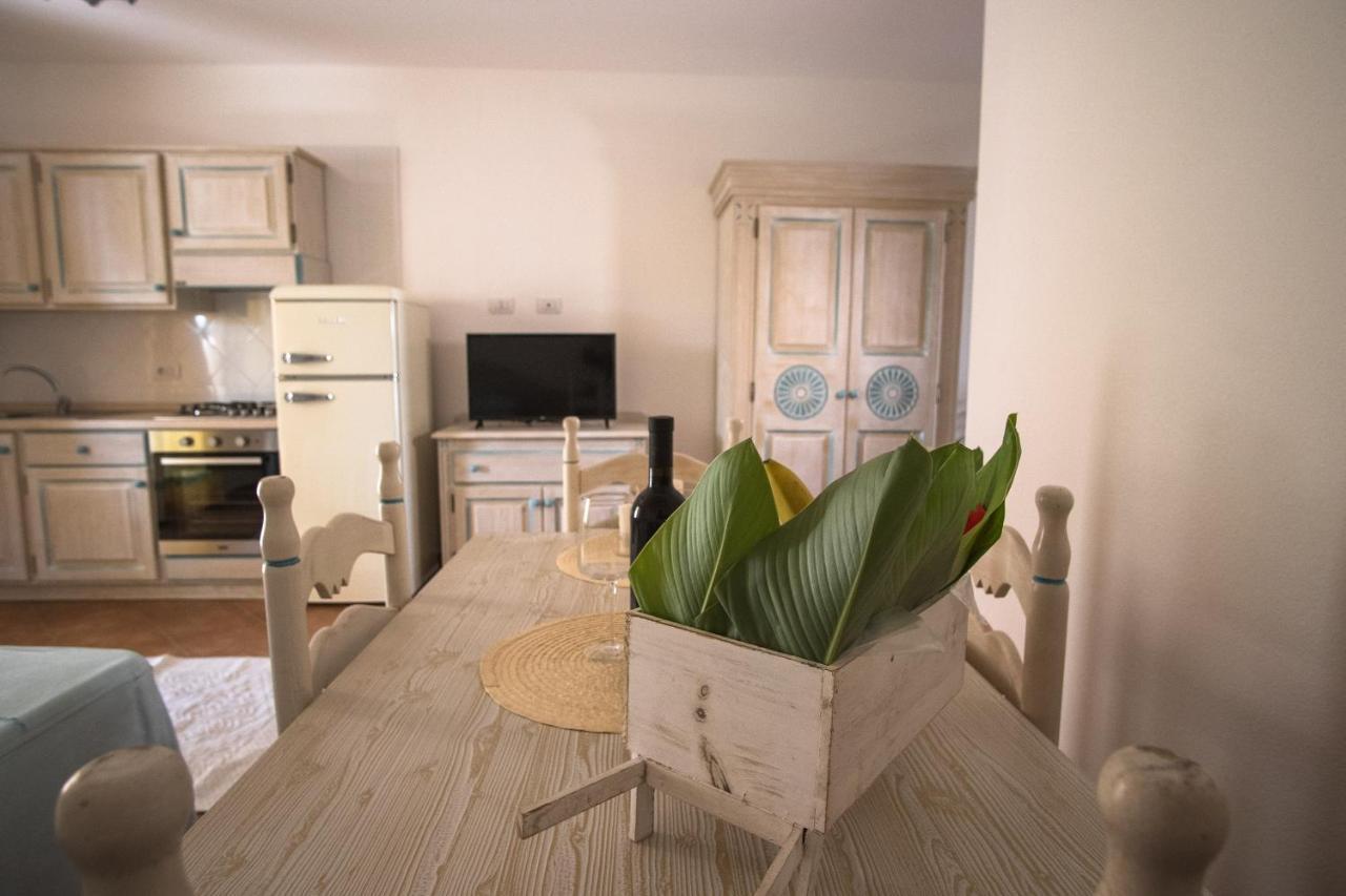 Le Residenze Del Golfo Di Orosei Apart otel Dış mekan fotoğraf