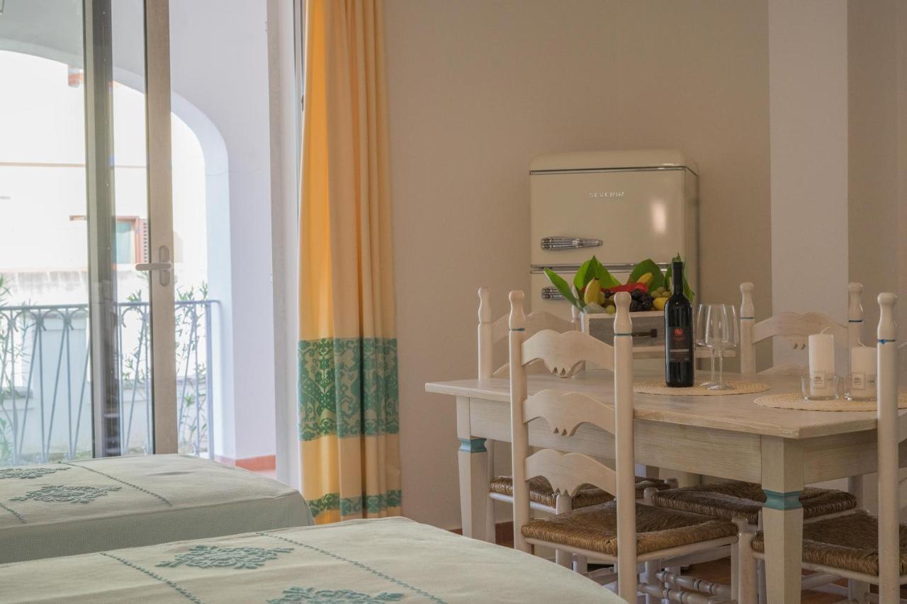 Le Residenze Del Golfo Di Orosei Apart otel Dış mekan fotoğraf